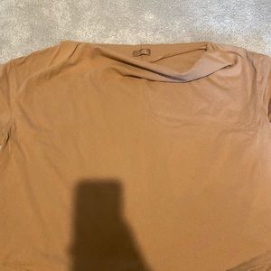 NUUDS OFF THE SHOULDER T- SHIRT